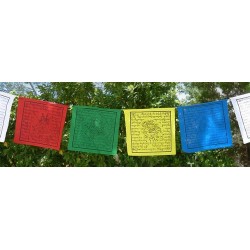 Banderas de oración divinidades 12 x 14 cm - Pequeñas
Llamadas lungta o caballo de viento, se colocan en templos, casas, monta