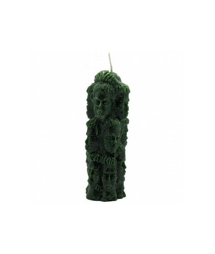 Esta vela de color Verde es usada para eliminar problemas monetarios. Atrae la abundancia, la Riqueza y prospera los Negocios