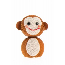 El mono es un símbolo de inteligencia y de sabiduría.

Sobre los Okiagari-koboshi...
Literalmente quiere decir pequeño monj