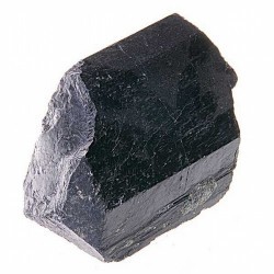 Cristales naturales de Turmalina negra biterminados, o parcialmente acabados, procedentes de China con un peso aproximado de 1K