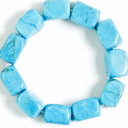 Pulsera de mineral de rodados de 15 mm. aprox cada pieza.
Viene con un carton con su nombre.