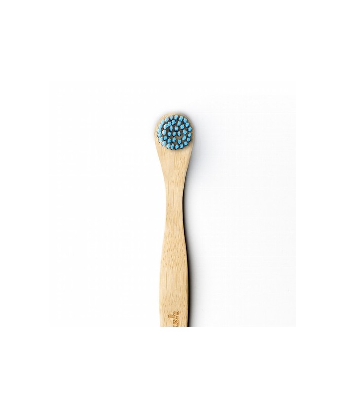 
The Humble Tongue Cleaner - ¡Una de nuestras nuevas incorporaciones a la familia Humble! El raspado de la lengua es una forma