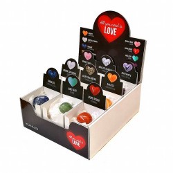 xpositor de cartón, contiene 18 corazones de distintos minerales.
Cada corazón se presenta individualmente en una caja donde s