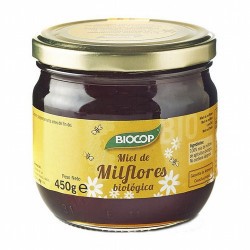 BIOCOP

Cosecha del maestro apicultor Álvaro Garrido que envasa la miel en su estado natural. En el proceso artesanal de esta