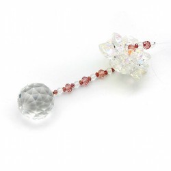 Bola de feng-shui cristal de 30 mm. de diámetro con abalorios y flor de loto de cristal.