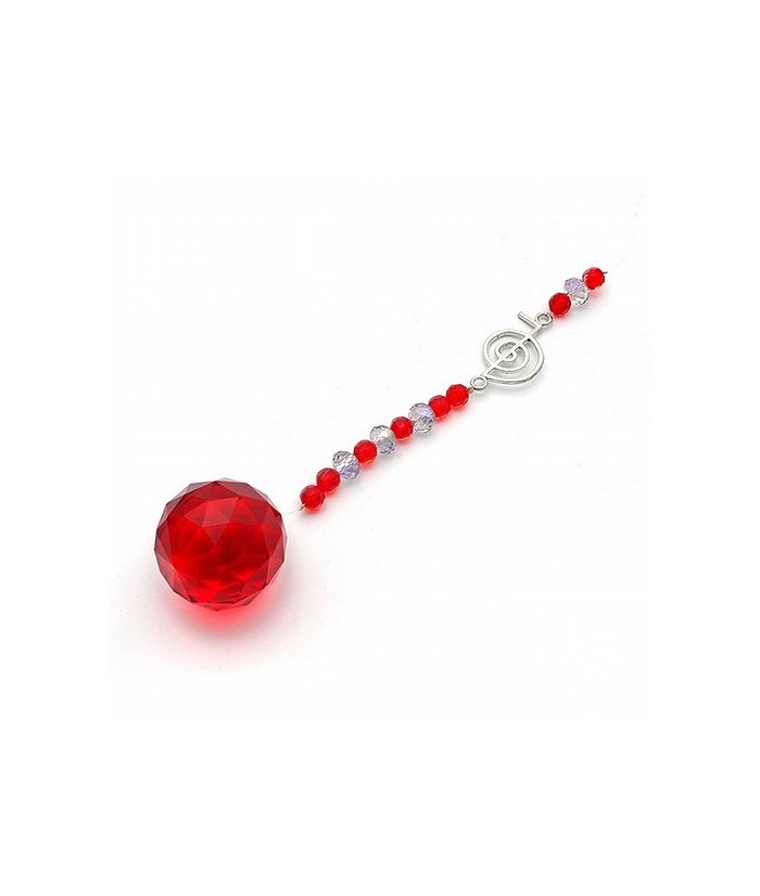 Bola de feng-shui, color rojo de 30 mm. de diámetro con abalorios de cristal y símbolo chukurei metálico.

