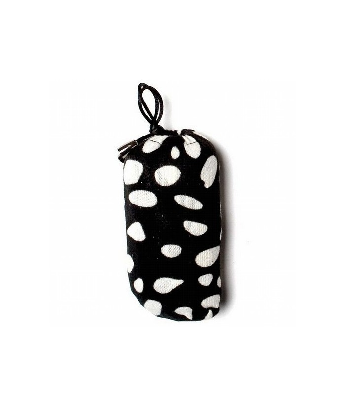 Bolsa Ecológica de Punto.
Medida de la bolsa cerrada: 13 x 8 cm. aprox.
Medida de la bolsa abierta: 39.5x37cm aproximadamente
