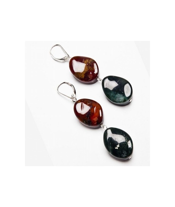 Pendiente de Agata 2 piezas irregulares de aprox: 15x10 mm.
Engarce en plata.