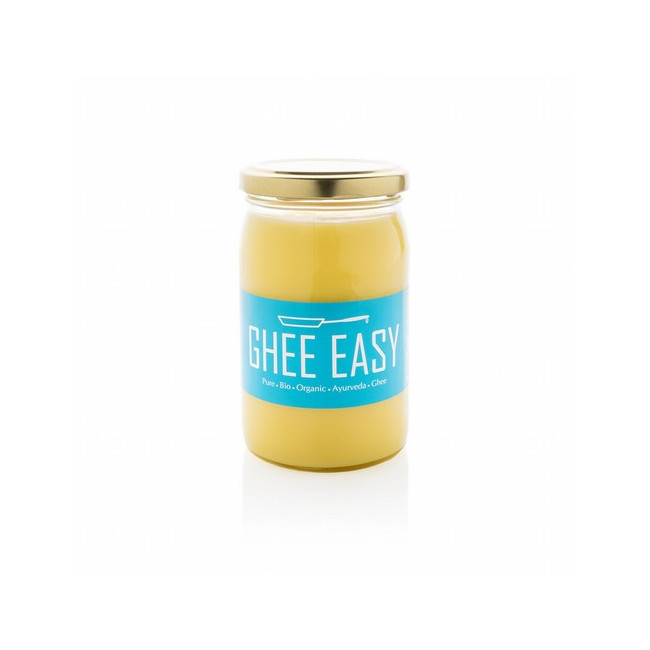 Ghee, una forma muy pura de mantequilla clarificada, ha ganado popularidad recientemente. Al igual que el aceite de coco, es un