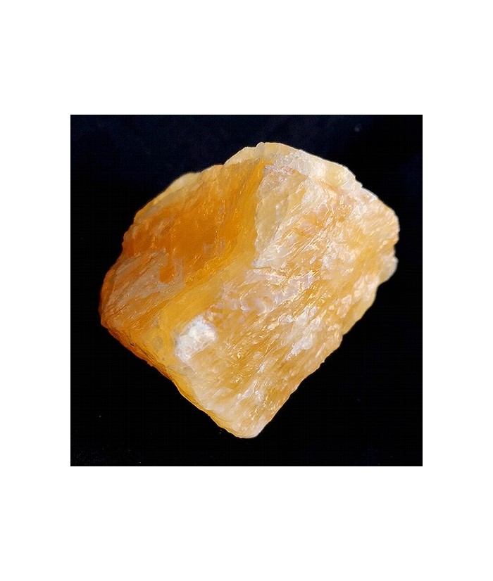 Calcita Amarilla en bruto,con un alto e intenso color amarillo anaranjado.Ejemplares aprox de 3-6 cmts.