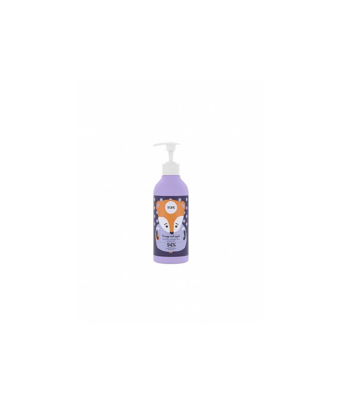 Gel de ducha natural para niños a partir de 3 años. Contiene un elemento limpiador suave, ingredientes botánicos beneficiosos y