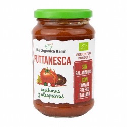 Una salsa a base de tomate, con una fuerte influencia siciliana, gracias al aroma y sabor de las alcaparras. Preparada con alca