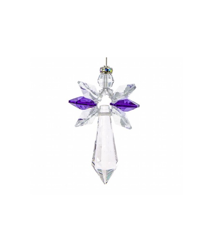 El arcángel es un símbolo protector que representa lo celestial y lo sagrado. El color de la amatista de sus alas corresponde a