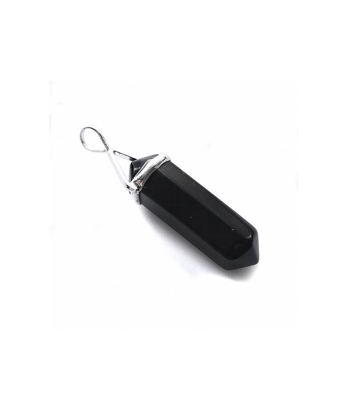 Colgante Punta Biterminada de Onix de aprox. 3cm. de longitud.

Con engarce fijo en plata.
