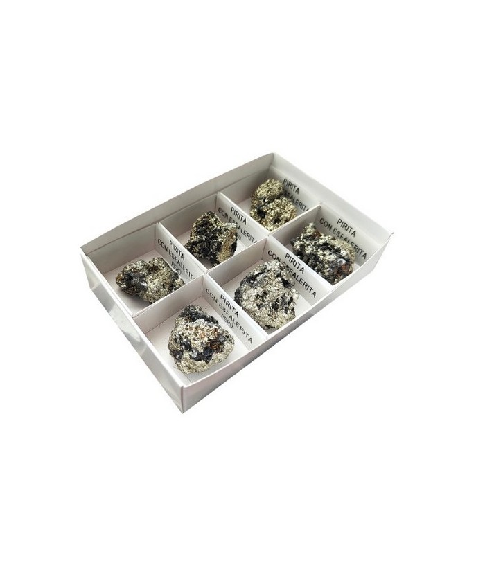 Pirita con Esfalerita (Perú) en cajita de 4x4.
Se Venden en bandejas de 6 unidades.