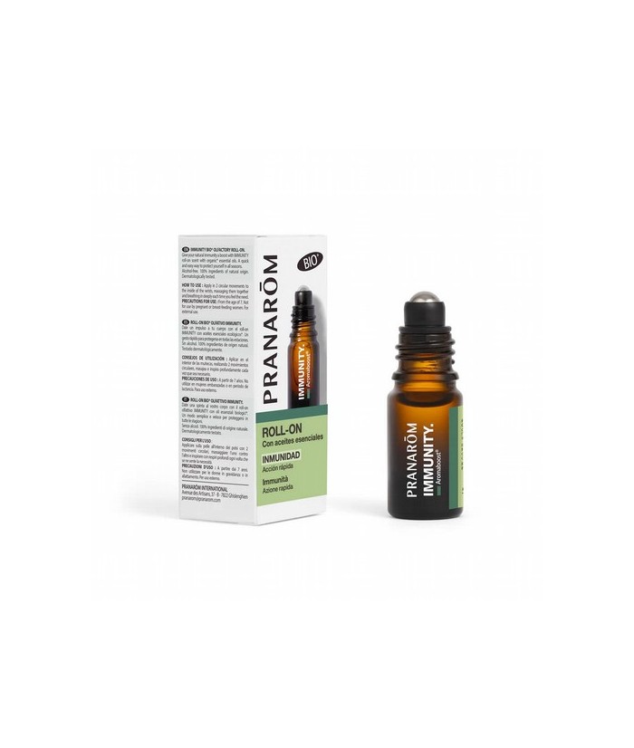 Diseñado para potenciar el organismo, el roll-on olfativo IMMUNITY con aceites esenciales ofrece un apoyo inmediato y duradero 