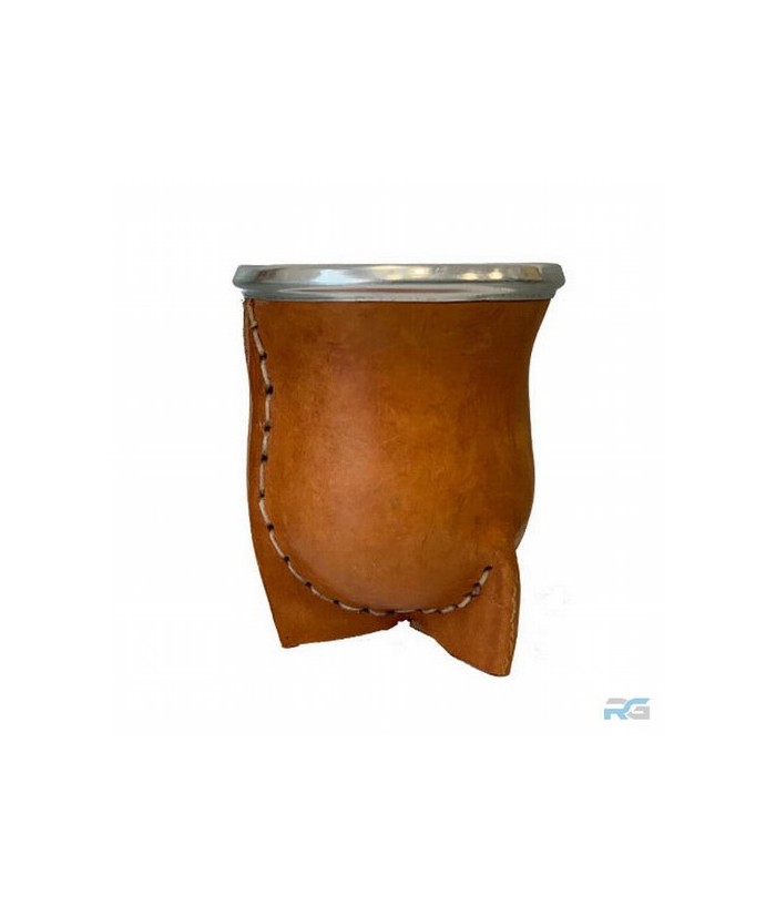 Mate Calabaza Torpedo Boca Ancha
Mate calabaza con virola de aluminio, forrado en cuero, boca ancha