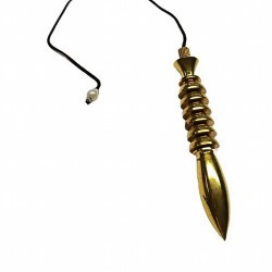 Péndulo Isis 6 baterías color dorado con testigo. En hilo adornado con perla decorativa.

Medida del péndulo: 10 cm

Medida