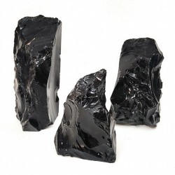 Ejemplares de Obsidiana Negra con la base cortada, procedente de México.

Tamaño: 20 cm aprox.