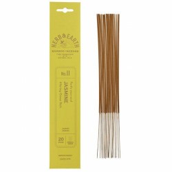 Jazmín: aroma envolvente, verde y generoso.

Pura fragrancia con aceites naturales
La colección Herb & Earth de Nippon Kodo 