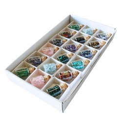 Botellitas/tubos de minerales chip surtidos.

Presentados en caja con ventana

Tamaño botellas: 35 x 20 mm. aprox.

