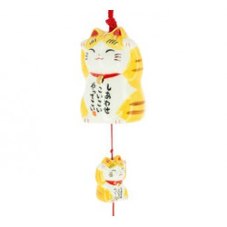 Estas campanitas se cuelgan tradicionalmente durante los días calurosos del verano japonés porque su sonido refrescante alivia.