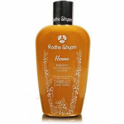 El Bálsamo Acondicionador Colorante Castaño a la Henna Radhe Shyam, ha sido desarrollado para reforzar la acción del Shampoo Co