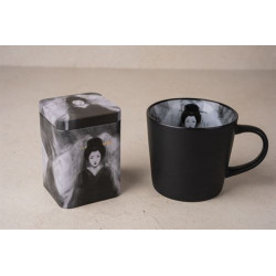 El término "geisha" se traduce como "persona con talento artístico". Por ello, en Japón y China, las geishas son consideradas m