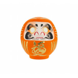 Daruma, Daruma: hago un propósito y te pinto un ojo. Cuando lo haya cumplido, te pintaré el otro.
Siguiendo la tradición, la