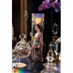 El incienso Tao Perfum Jardín de Lavanda ofrece una fragancia fresca y floral que calma los sentidos y envuelve el ambiente en 