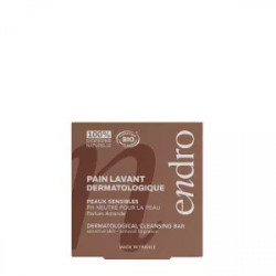 Descripción :
Con un pH neutro para la piel, nuestra barra limpiadora dermatológica de alta
tolerancia y aroma a almendras ha