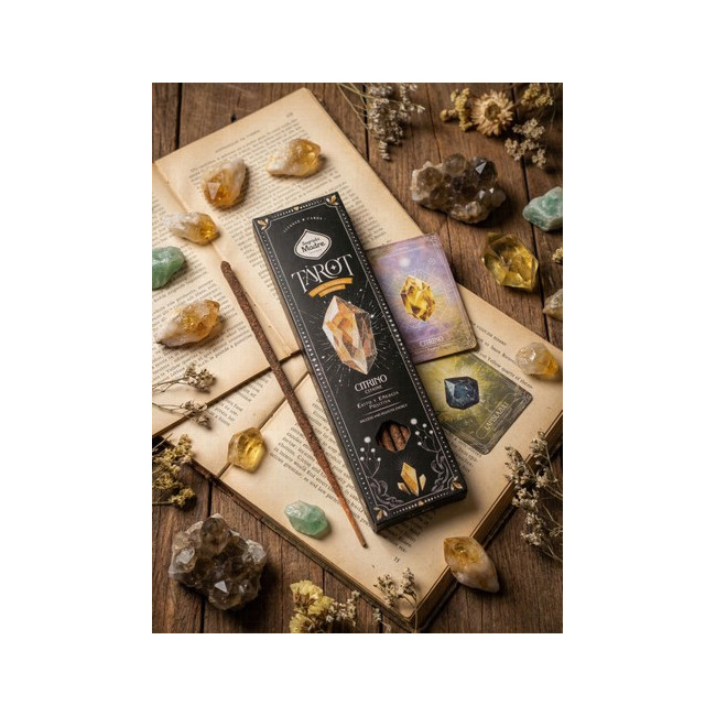 Incienso Artesanal
Hecho a mano
Contenido: 8 varillas gruesas de duración extra
Casa varilla dura 1 hora
Composición: Hierb