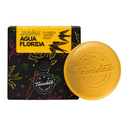 Jabón facial artesanal elaborado con base de glicerina y esencia de Agua Florida, ideal para una limpieza diaria suave, fresca 