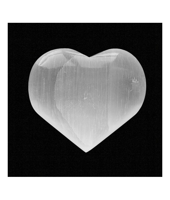 Corazón de Selenita.

Tamaño: 7 x 6 cm aprox.