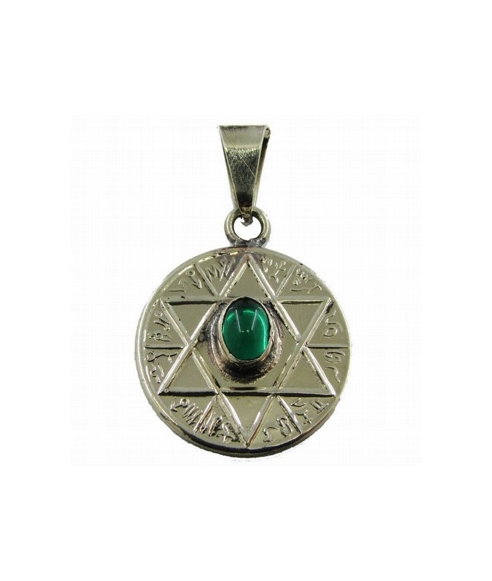 Amuleto Estrella 6 Puntas Atrae y Repele Piedra Verde con Tetragramaton 2.5 cm