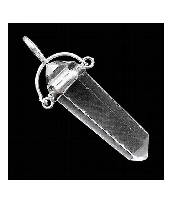 Colgante Punta Biterminada de Cristal de Roca

Aprox. 3 cm. de longitud.

Con engarce basculante en plata.

El colgante s