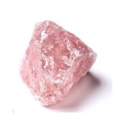 Trozos masivos de cuarzo rosa procentes de Sudáfrica.

  Pertenece al sistema de cristalización trigonal y, habitualmente se 