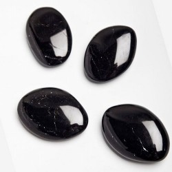 Masajeador con forma ovalada de Turmalina.
PRECIO POR UNIDAD